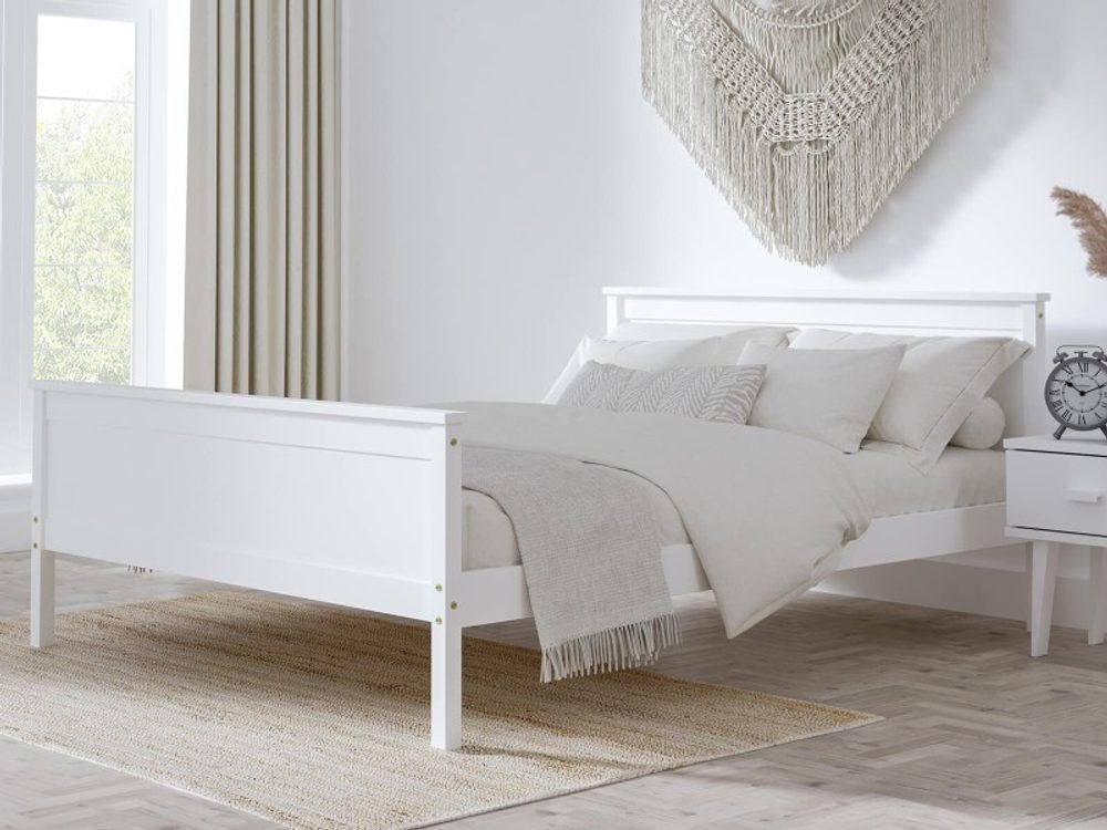 Magnat Magnat Bílá postel Leona 140 x 200 cm